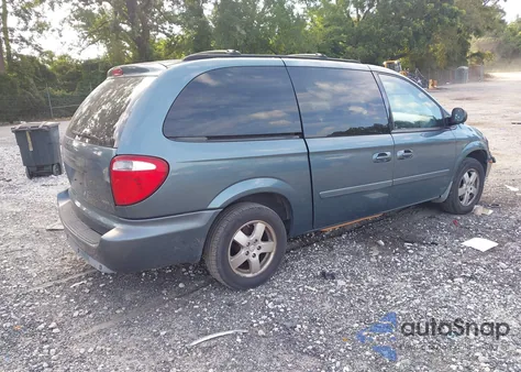 2007 Dodge Grand Caravan Sxt z USA, uszkodzony, nr VIN 2D8GP44LX7R125336